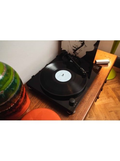 Audio-Technica AT-LPW50PB