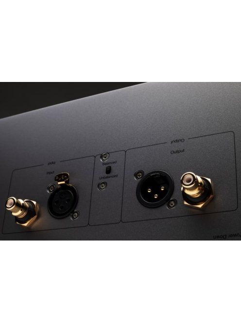 Cambridge Audio Edge M
