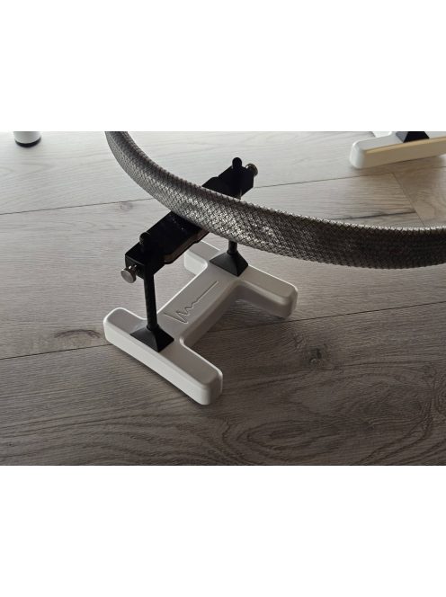 Resonance Free Cable Lifter